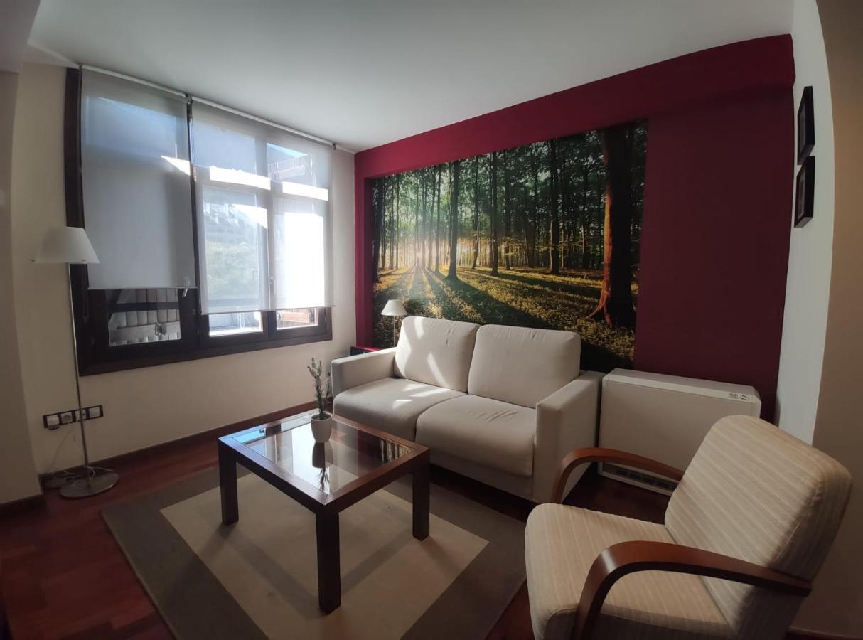 Apartamento Montes De Villanúa Eksteriør bilde