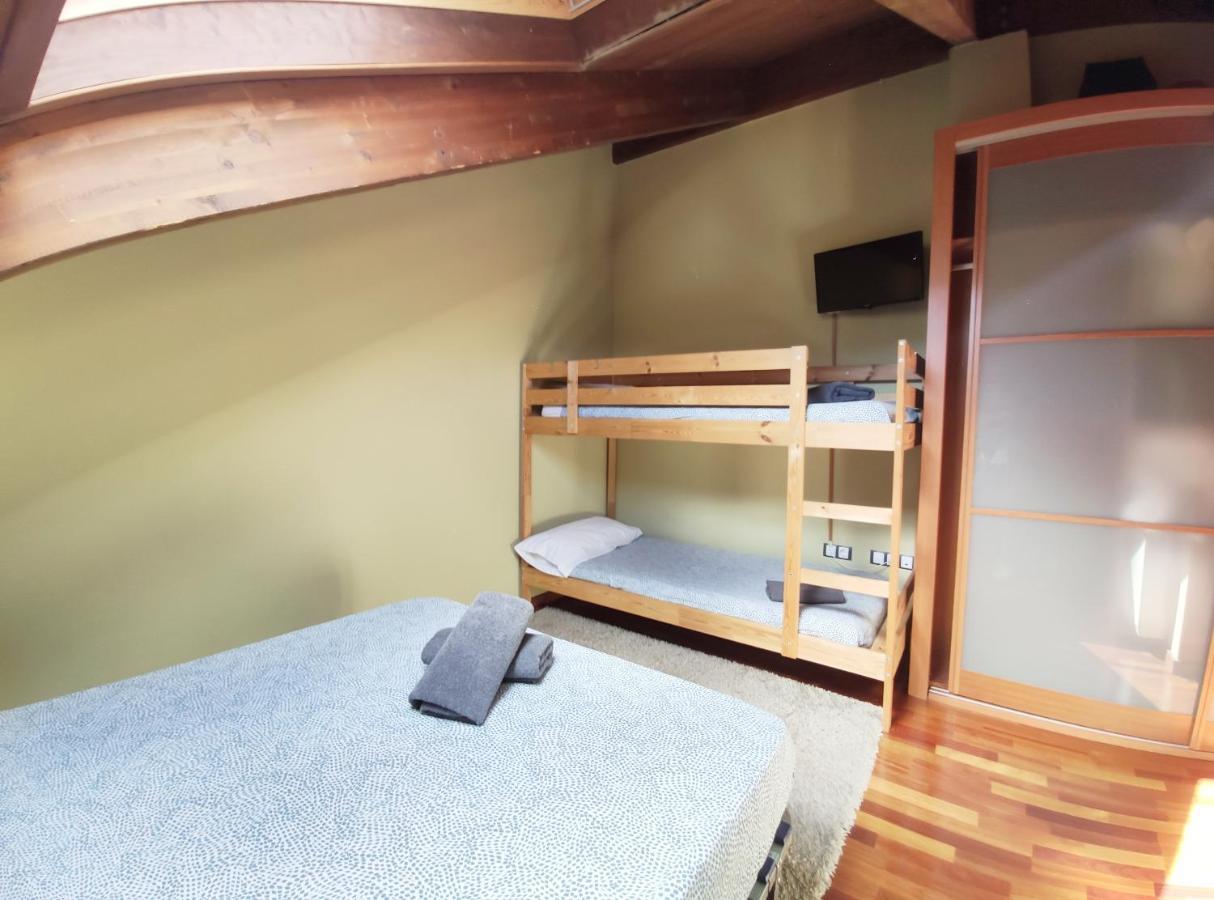 Apartamento Montes De Villanúa Eksteriør bilde