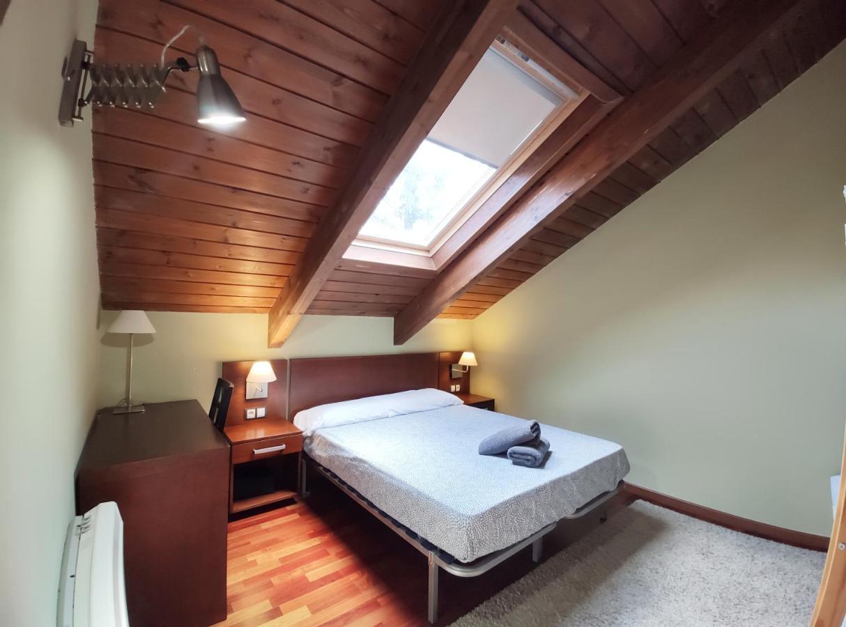 Apartamento Montes De Villanúa Eksteriør bilde
